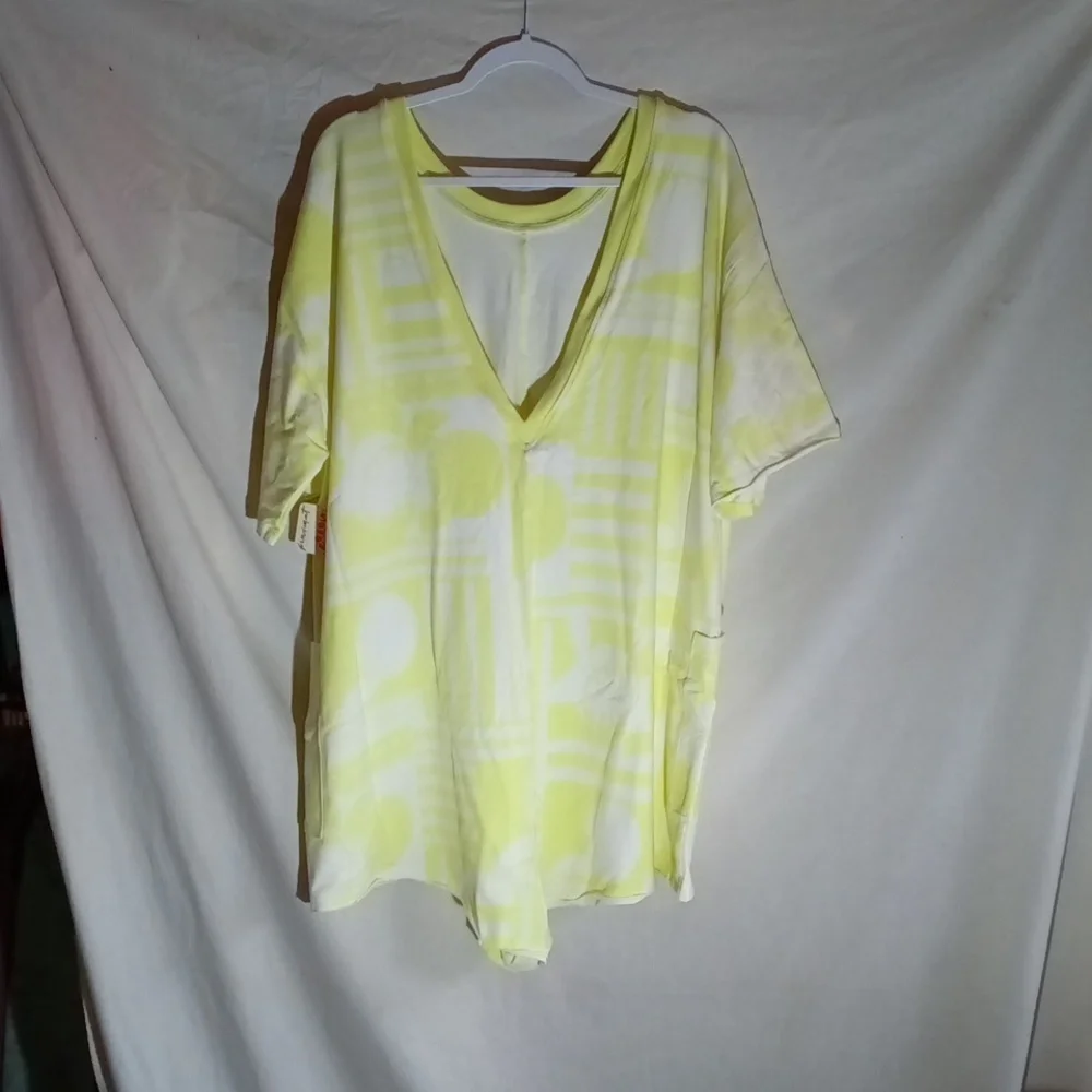ONE DAY SALE Free People Movement NWT Hot Shot Printed Tee Romper, Sunday Zest - Picture 3 of 4